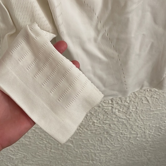 Lululemon Light Speed Long Sleeve - Picture 5 of 7